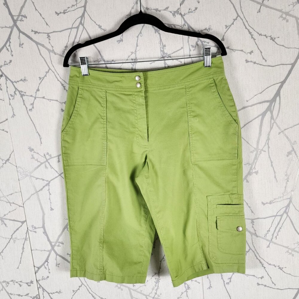 Coldwater Creek Green Cotton Blend Cargo Style Shorts